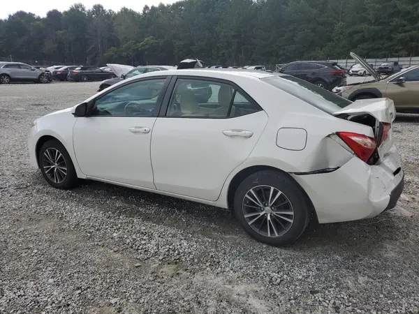 5YFBURHE1JP781085 2018 TOYOTA COROLLA - Image 2
