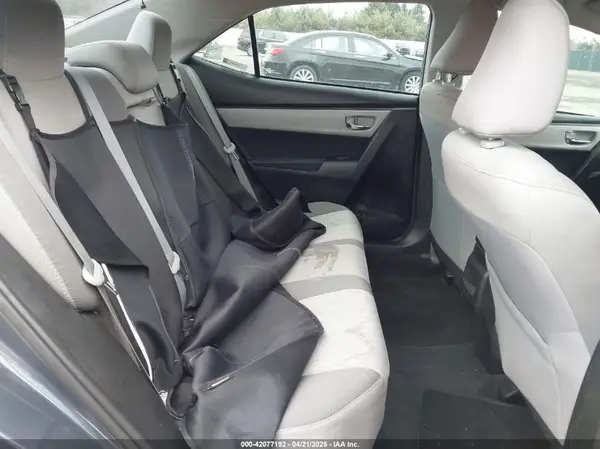 5YFBURHE1JP782236 2018 TOYOTA COROLLA - Image 8