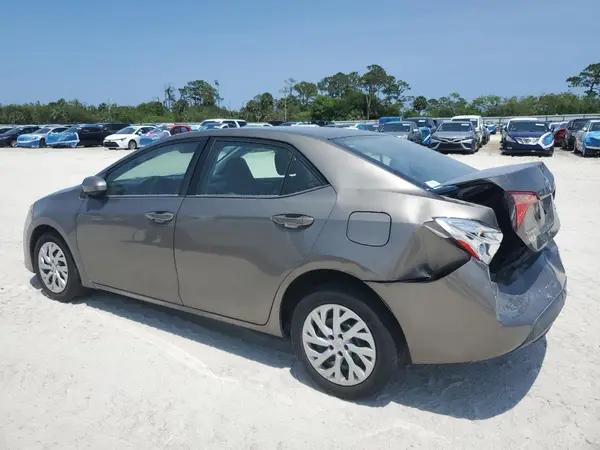 5YFBURHE1JP783483 2018 TOYOTA COROLLA - Image 2