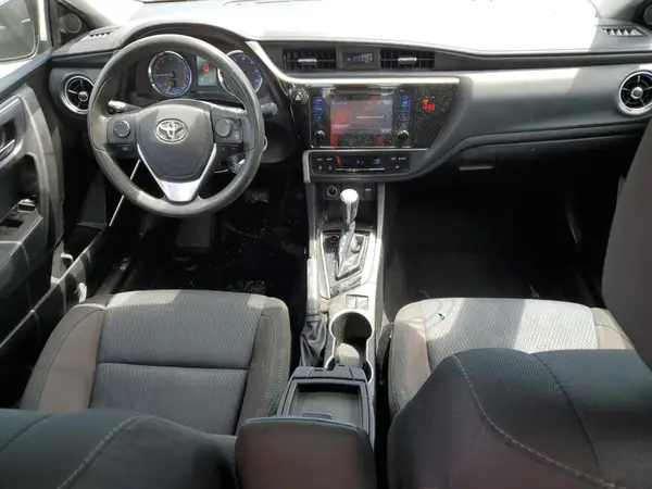 5YFBURHE1JP783483 2018 TOYOTA COROLLA - Image 8