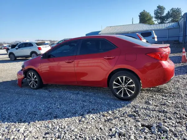 5YFBURHE1JP786626 2018 TOYOTA COROLLA - Image 2