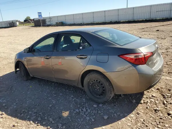 5YFBURHE1JP789378 2018 TOYOTA COROLLA - Image 2