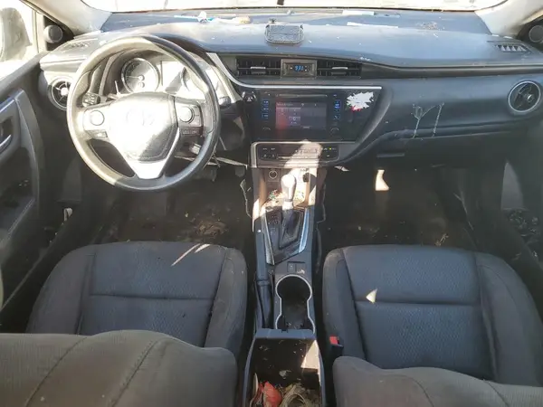5YFBURHE1JP789378 2018 TOYOTA COROLLA - Image 8