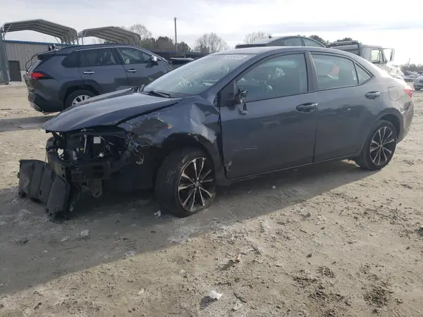 5YFBURHE1JP789932 2018 TOYOTA COROLLA - Image 1