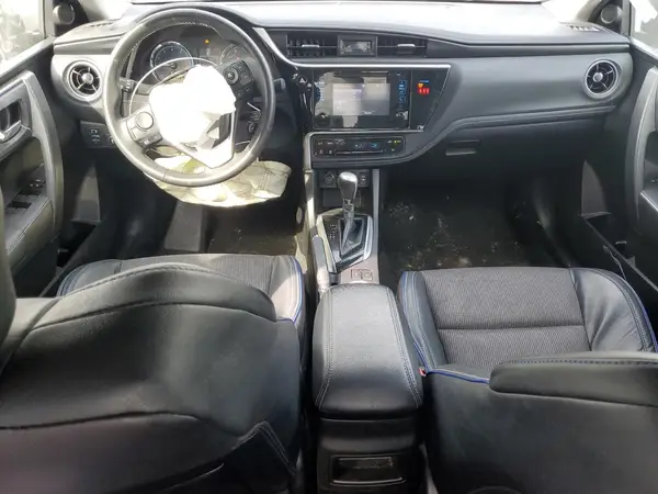 5YFBURHE1JP789932 2018 TOYOTA COROLLA - Image 8