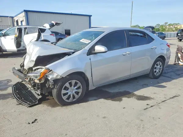 5YFBURHE1JP791597 2018 TOYOTA COROLLA - Image 1