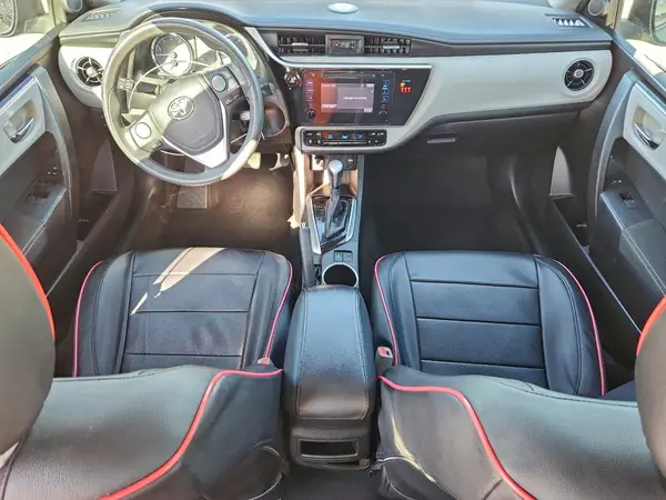 5YFBURHE1JP793012 2018 TOYOTA COROLLA - Image 8
