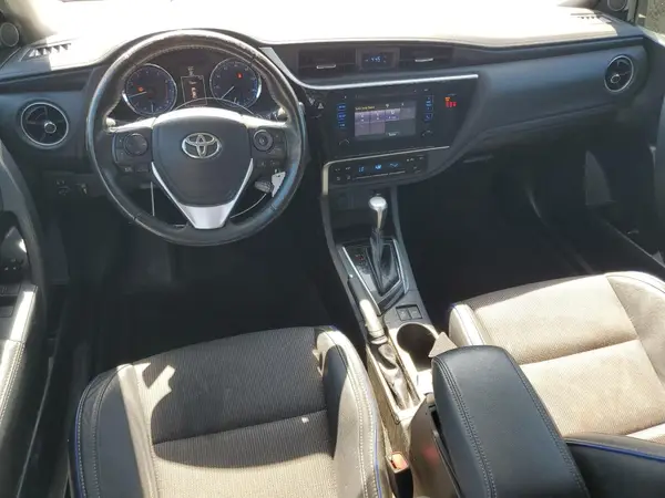 5YFBURHE1JP793124 2018 TOYOTA COROLLA - Image 8