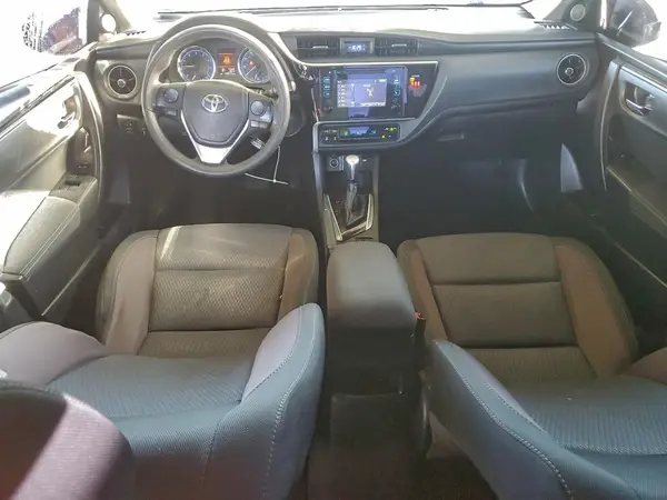 5YFBURHE1JP794550 2018 TOYOTA COROLLA - Image 8