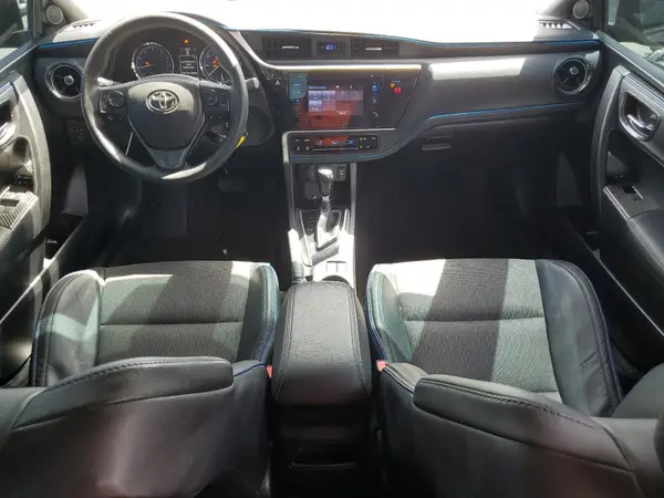 5YFBURHE1JP799716 2018 TOYOTA COROLLA - Image 8