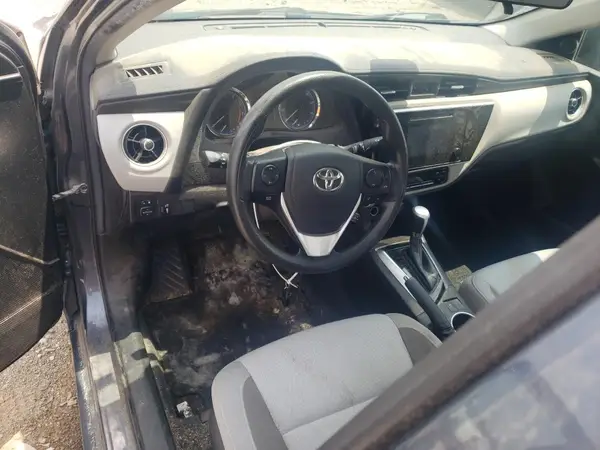 5YFBURHE1JP801206 2018 TOYOTA COROLLA - Image 8