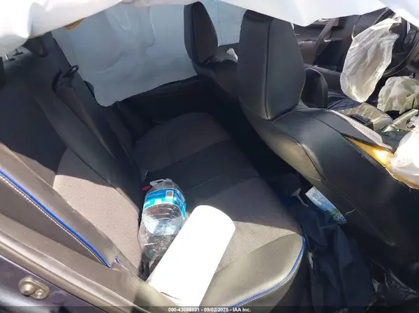 5YFBURHE1JP801870 2018 TOYOTA COROLLA - Image 8