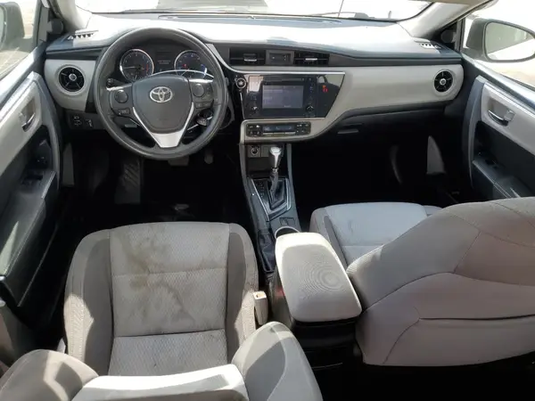 5YFBURHE1JP803148 2018 TOYOTA COROLLA - Image 8