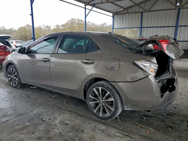 5YFBURHE1JP806275 2018 TOYOTA COROLLA - Image 2