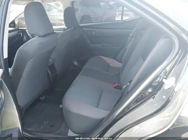 5YFBURHE1JP808172 2018 TOYOTA COROLLA - Image 8