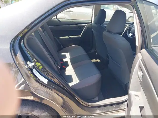5YFBURHE1JP815431 2018 TOYOTA COROLLA - Image 8