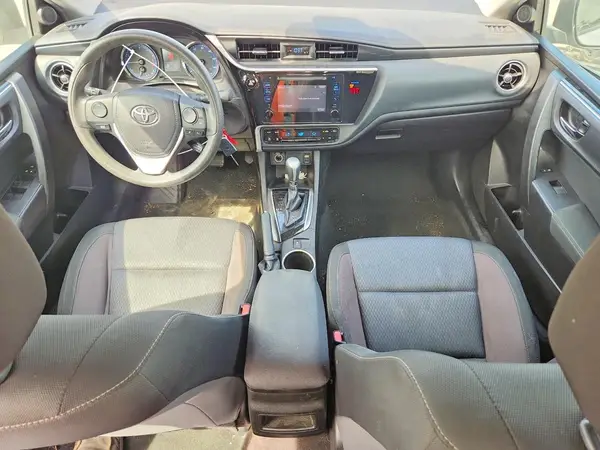 5YFBURHE1JP816238 2018 TOYOTA COROLLA - Image 8