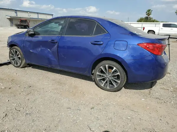 5YFBURHE1JP817440 2018 TOYOTA COROLLA - Image 2