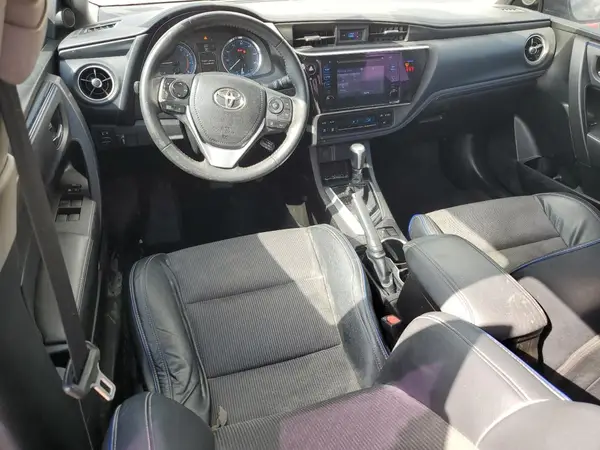 5YFBURHE1JP817440 2018 TOYOTA COROLLA - Image 8