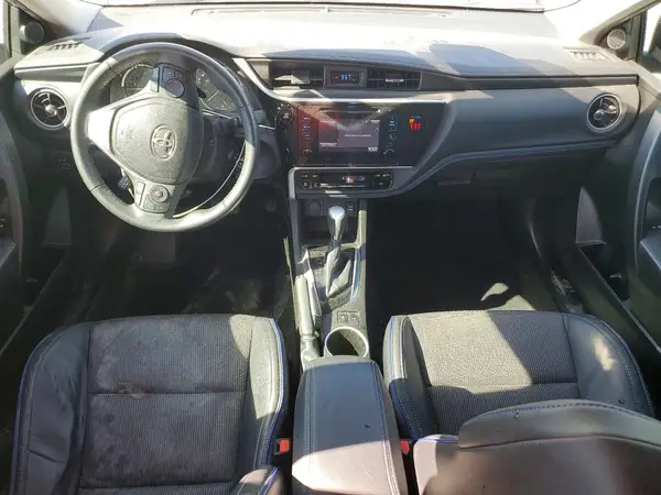 5YFBURHE1JP821407 2018 TOYOTA COROLLA - Image 8