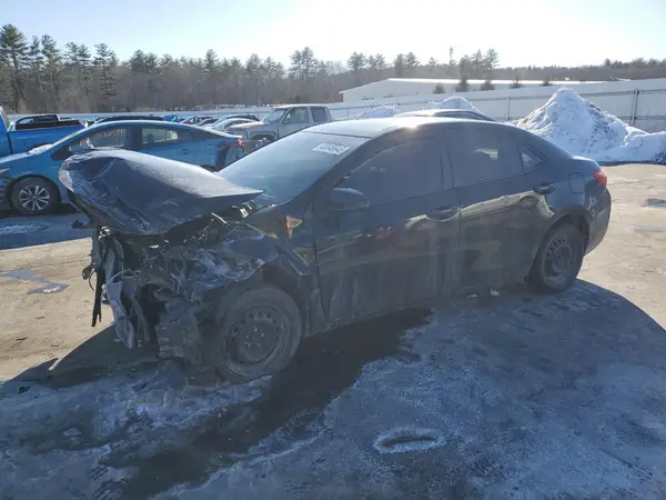 5YFBURHE1JP822055 2018 TOYOTA COROLLA - Image 1