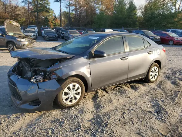 5YFBURHE1JP823013 2018 TOYOTA COROLLA - Image 1