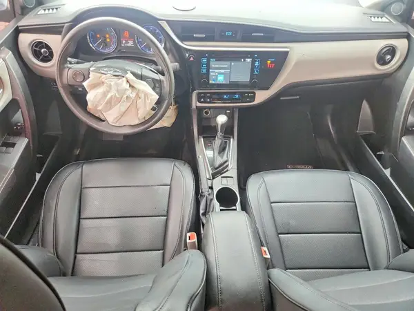 5YFBURHE1JP824064 2018 TOYOTA COROLLA - Image 8