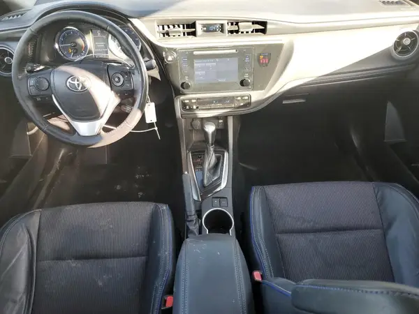 5YFBURHE1JP824842 2018 TOYOTA COROLLA - Image 8