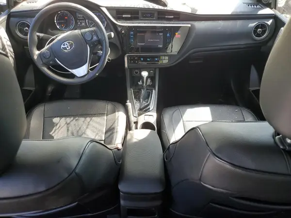 5YFBURHE1JP826591 2018 TOYOTA COROLLA - Image 8