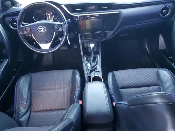 5YFBURHE1JP826669 2018 TOYOTA COROLLA - Image 8