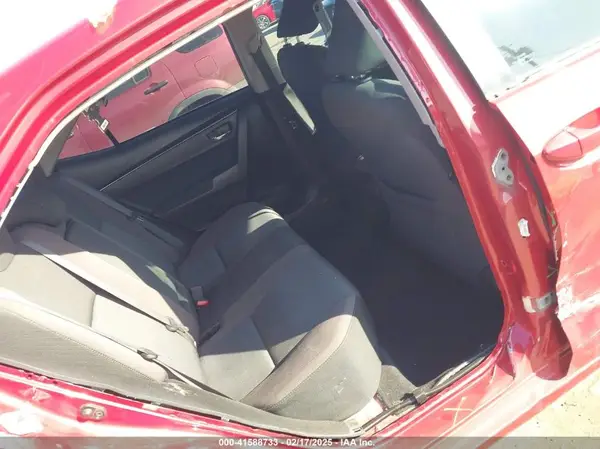 5YFBURHE1JP826798 2018 TOYOTA COROLLA - Image 8