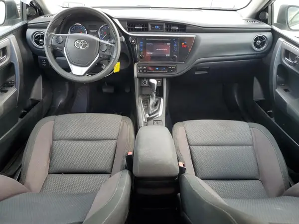 5YFBURHE1JP827305 2018 TOYOTA COROLLA - Image 8