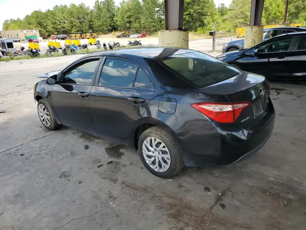 5YFBURHE1JP830480 2018 TOYOTA COROLLA - Image 2