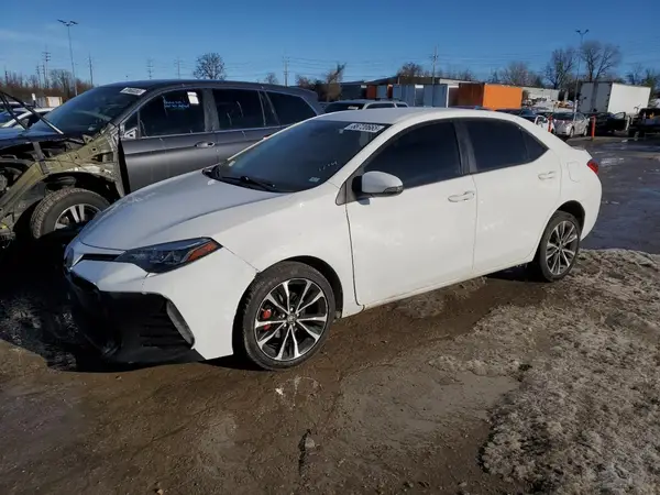 5YFBURHE1JP831421 2018 TOYOTA COROLLA - Image 1