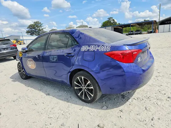 5YFBURHE1JP831595 2018 TOYOTA COROLLA - Image 2