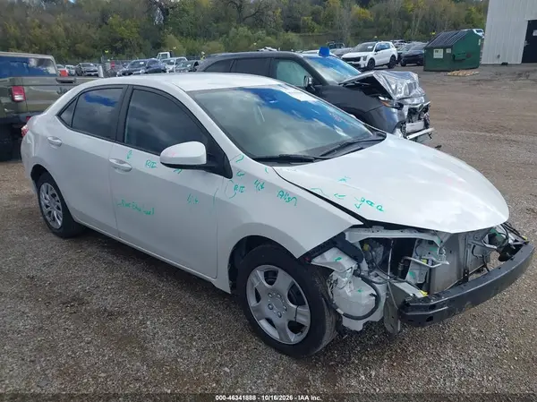 5YFBURHE1JP836313 2018 TOYOTA COROLLA - Image 1
