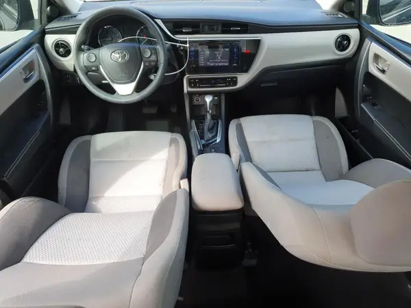 5YFBURHE1JP837364 2018 TOYOTA COROLLA - Image 8