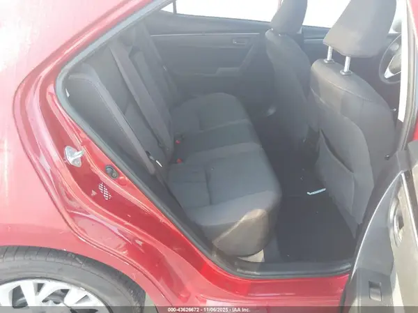 5YFBURHE1JP837459 2018 TOYOTA COROLLA - Image 8