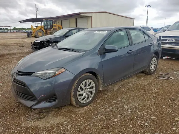 5YFBURHE1JP839017 2018 TOYOTA COROLLA - Image 1