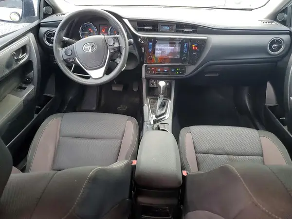 5YFBURHE1JP839034 2018 TOYOTA COROLLA - Image 8