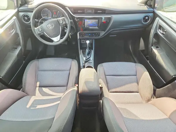 5YFBURHE1JP839258 2018 TOYOTA COROLLA - Image 8