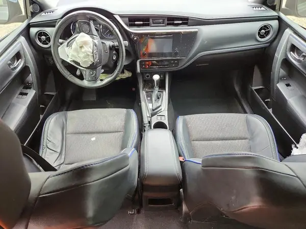 5YFBURHE1JP842354 2018 TOYOTA COROLLA - Image 8