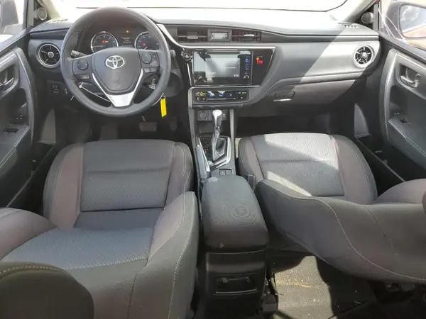 5YFBURHE1JP843777 2018 TOYOTA COROLLA - Image 8