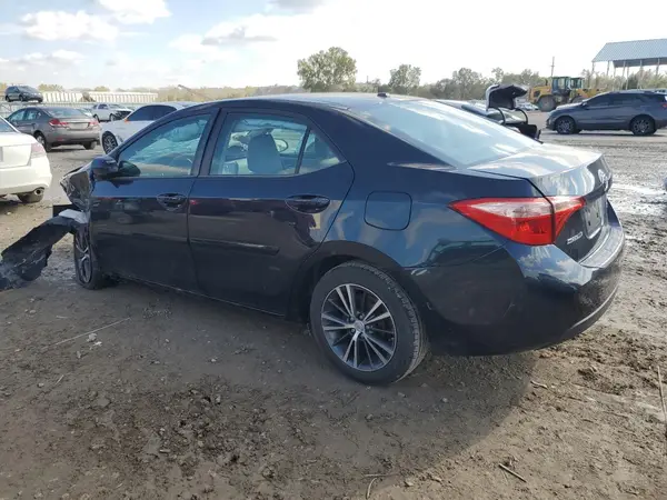 5YFBURHE1JP845089 2018 TOYOTA COROLLA - Image 2