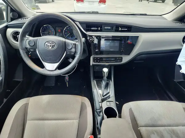 5YFBURHE1JP846050 2018 TOYOTA COROLLA - Image 8