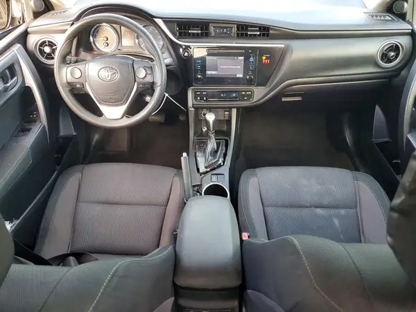 5YFBURHE1JP848767 2018 TOYOTA COROLLA - Image 8
