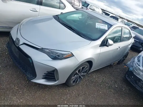 5YFBURHE1KP858782 2019 TOYOTA COROLLA - Image 2