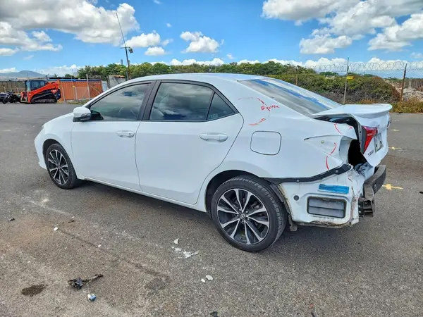 5YFBURHE1KP860385 2019 TOYOTA COROLLA - Image 2