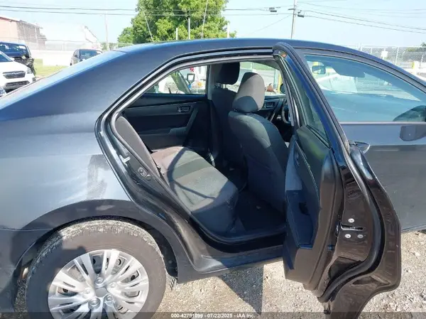 5YFBURHE1KP861701 2019 TOYOTA COROLLA - Image 8