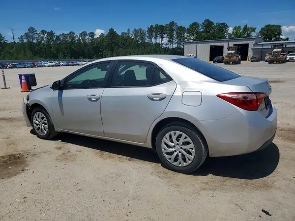 5YFBURHE1KP866560 2019 TOYOTA COROLLA - Image 2